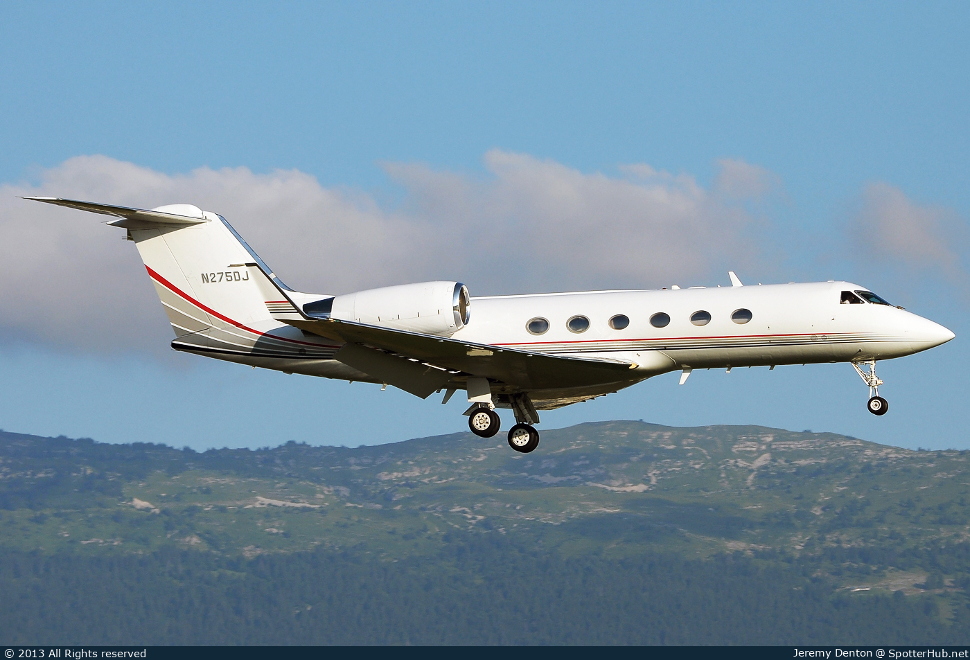 Photo of N275DJ - Gulfstream GIV operated by Private