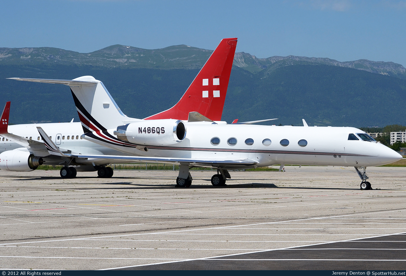Photo of N486QS - Gulfstream GIV-SP operated by NetJets