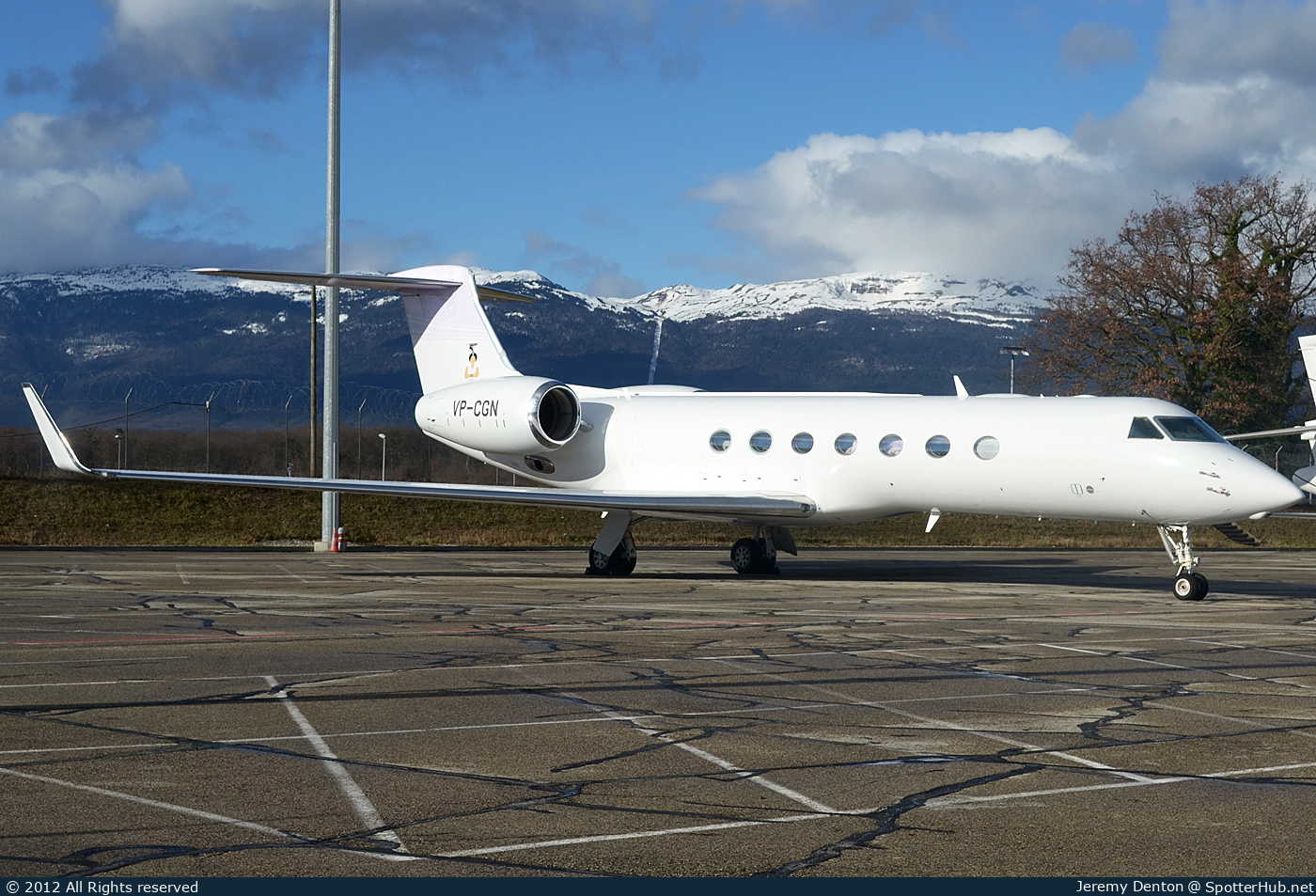 Photo of VP-CGN - Gulfstream GV-SP (G550) operated by TAG Aviation UK