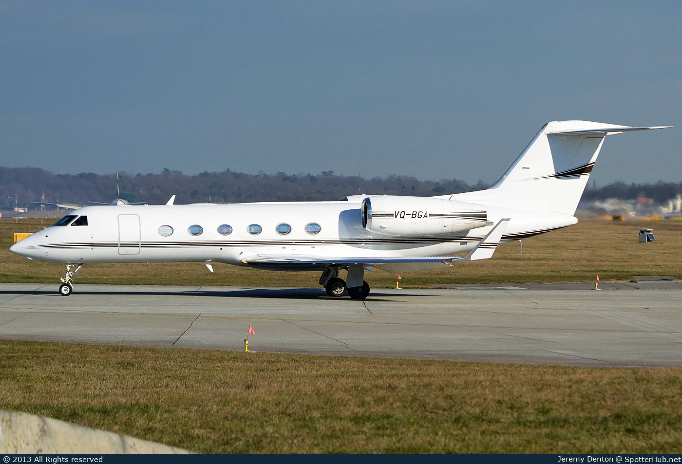 Photo of VQ-BGA - Gulfstream GIV-X (G450) operated by ExecuJet Europe