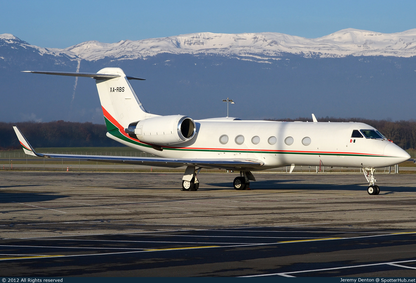 Photo of XA-RBS - Gulfstream GIV operated by Aerotaxis Metropolitanos