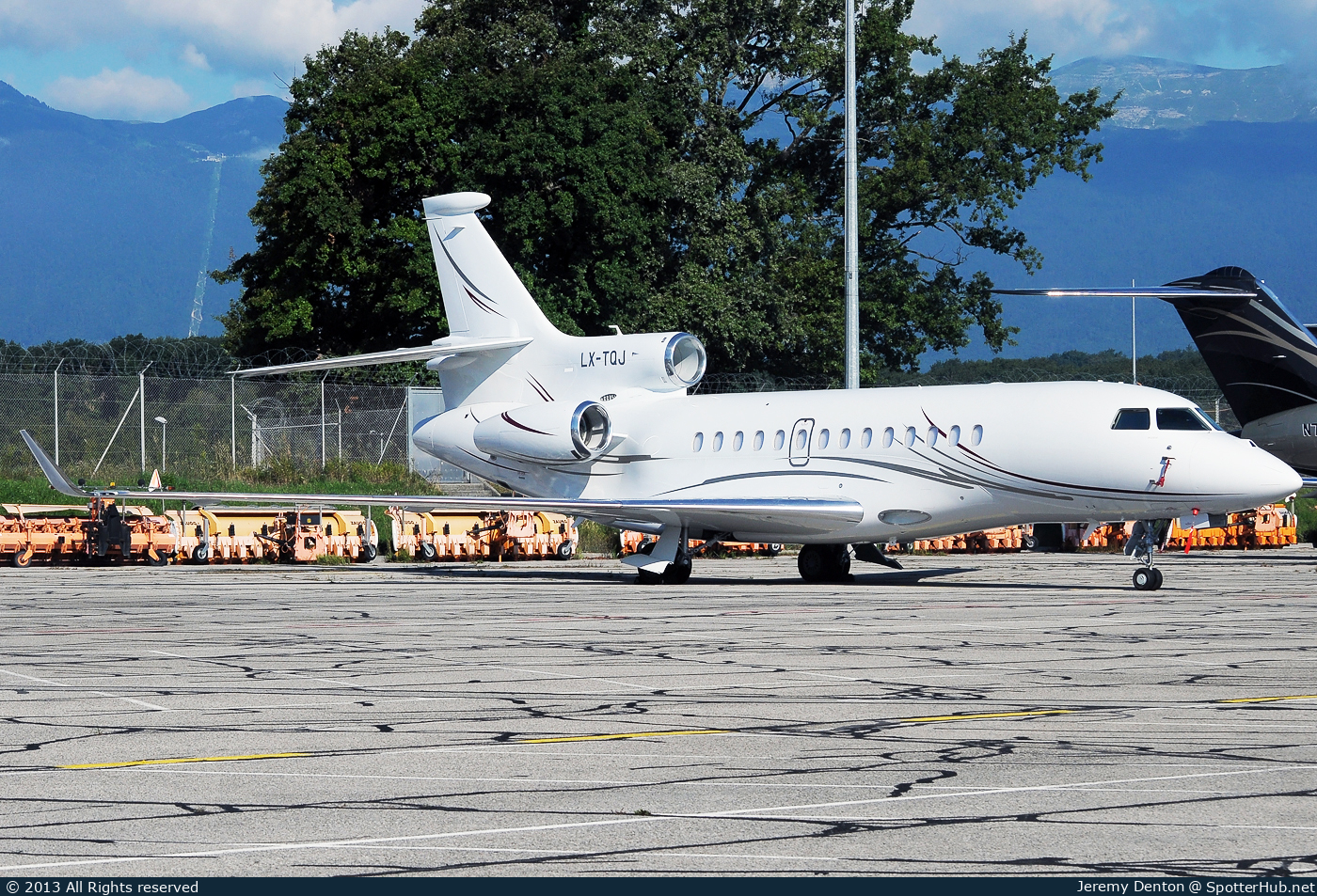 Photo of LX-TQJ - Dassault Falcon 7X operated by Global Jet Luxembourg