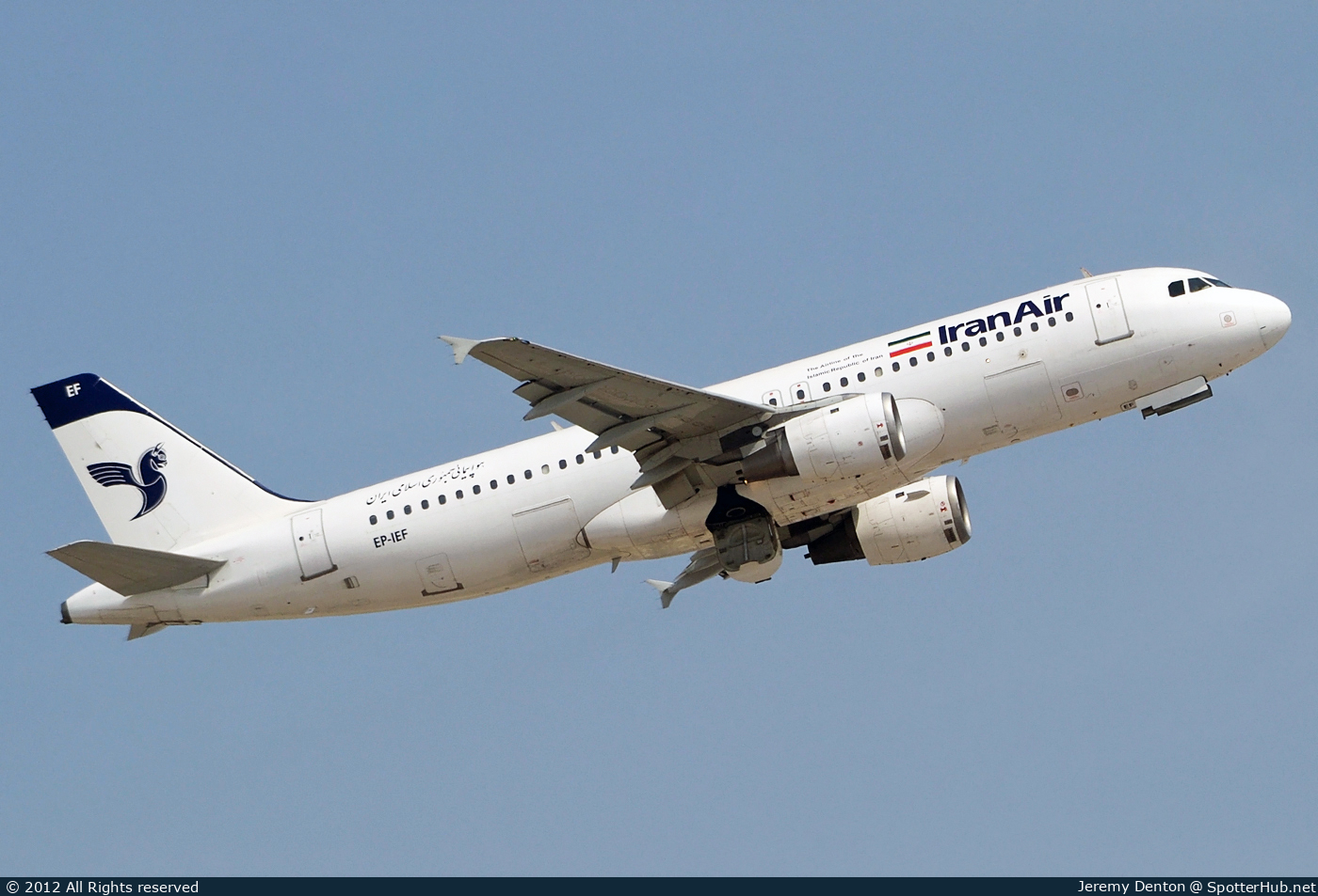 Photo of EP-IEF - Airbus A320-211 operated by Iran Air
