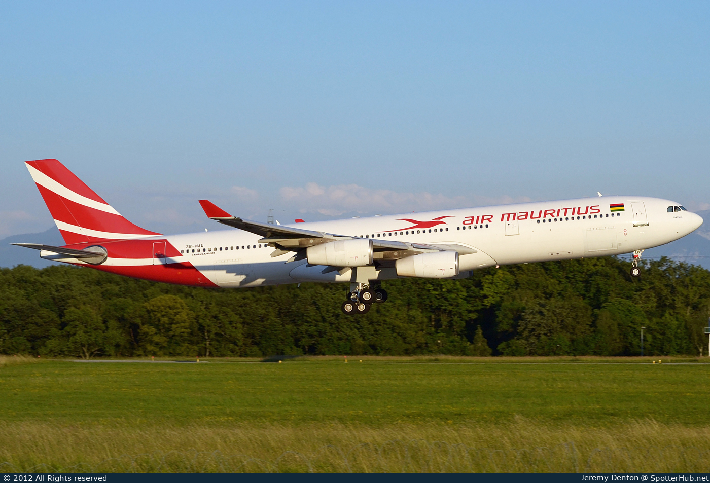 Photo of 3B-NAU - Airbus A340-312 operated by Air Mauritius