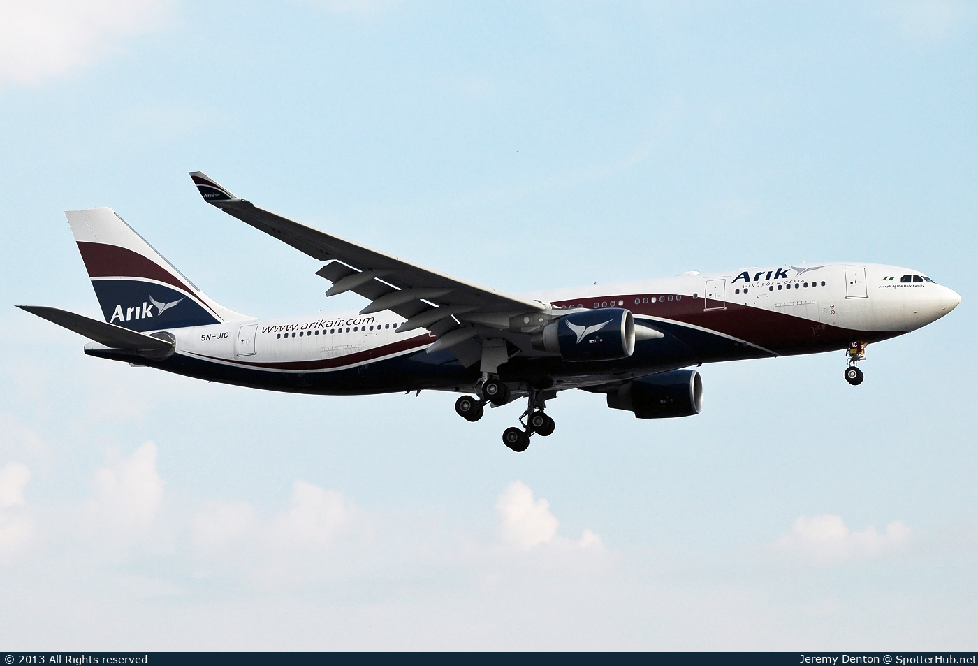 Photo of 5N-JIC - Airbus A330-223 operated by Arik Air