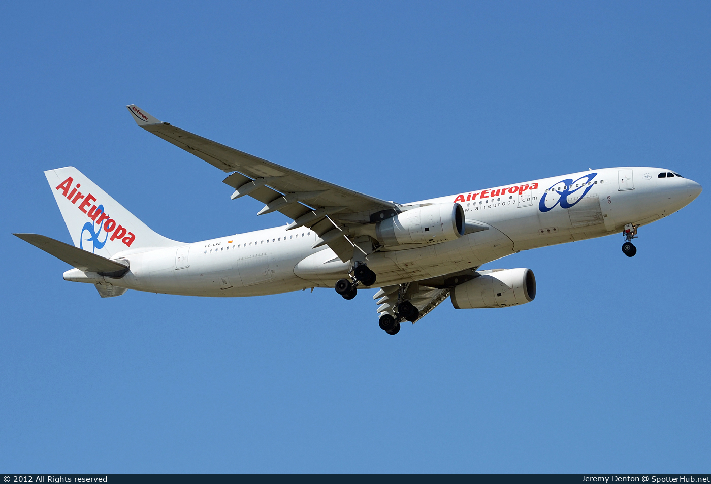 Photo of EC-LKE - Airbus A330-243 operated by Air Europa