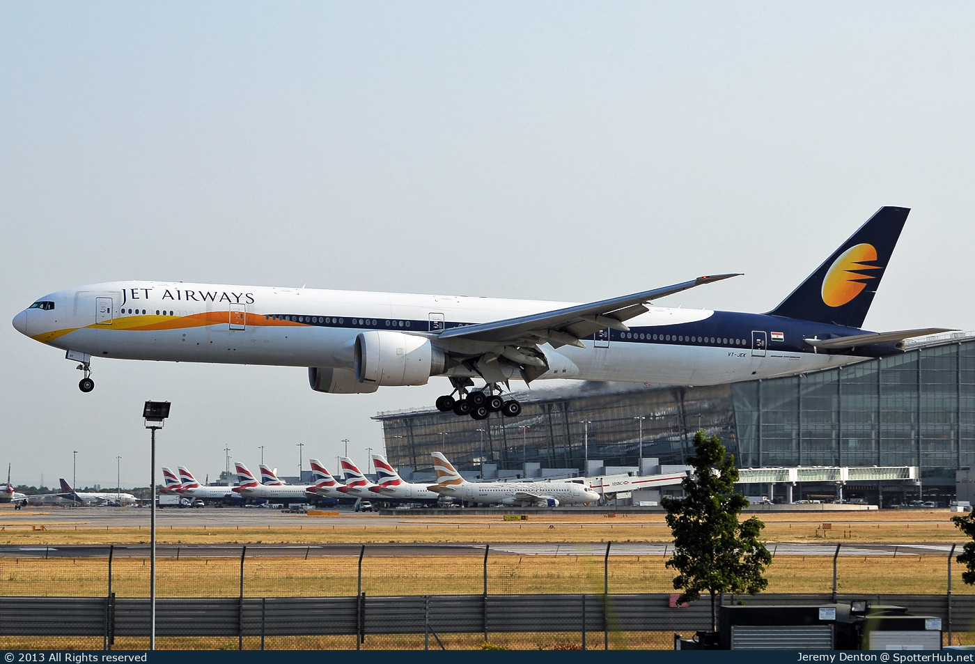 Photo of VT-JEK - Boeing 777-35R(ER) operated by Jet Airways