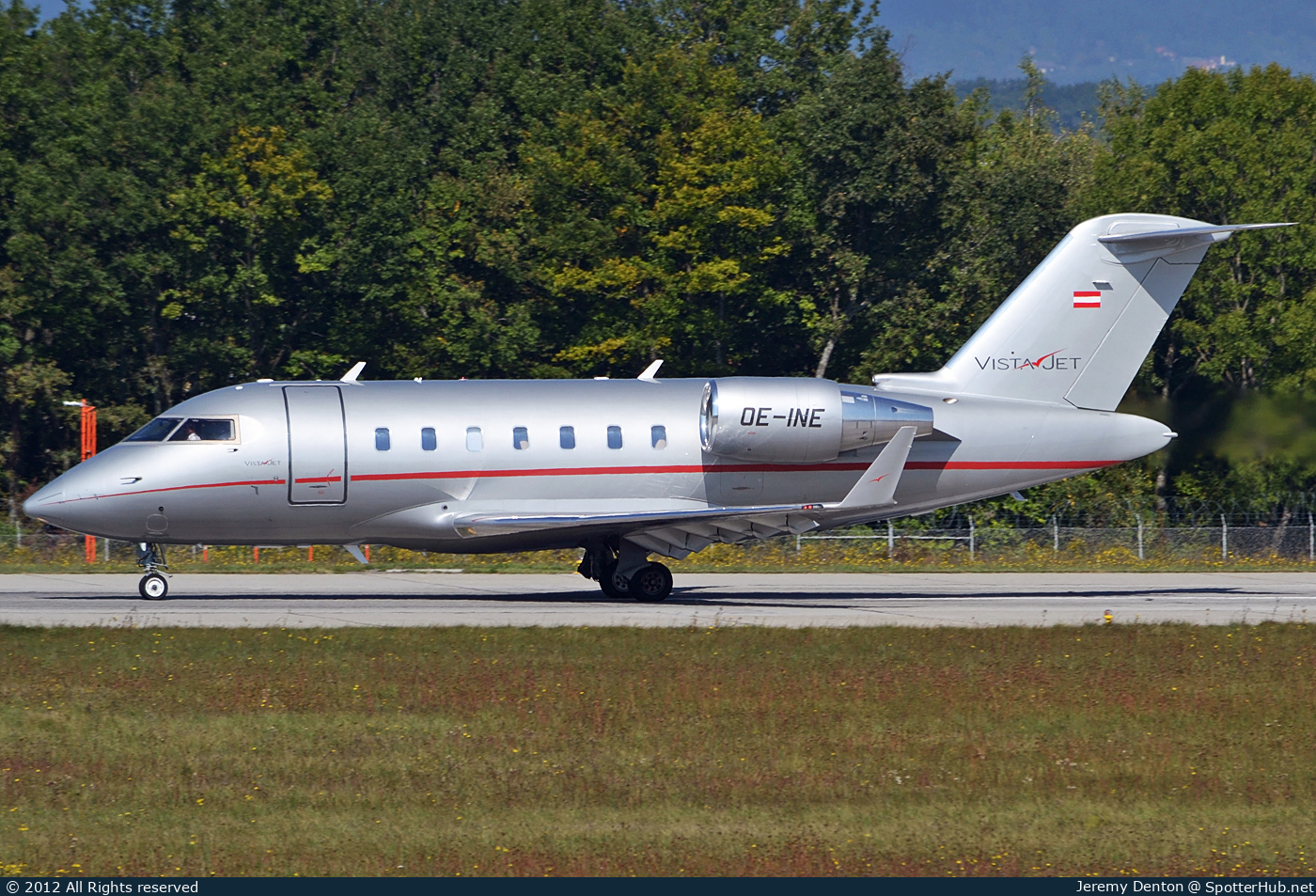 Photo of OE-INE - Bombardier Challenger 605 operated by VistaJet