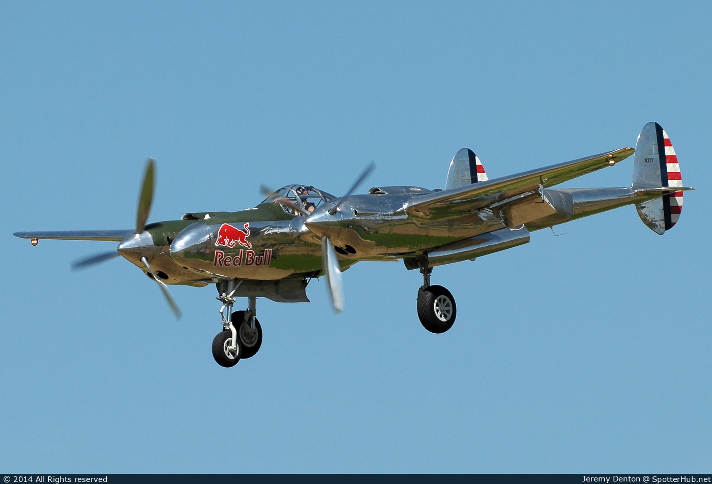 Photo of N25Y - Lockheed P-38L Lightning operated by The Flying Bulls