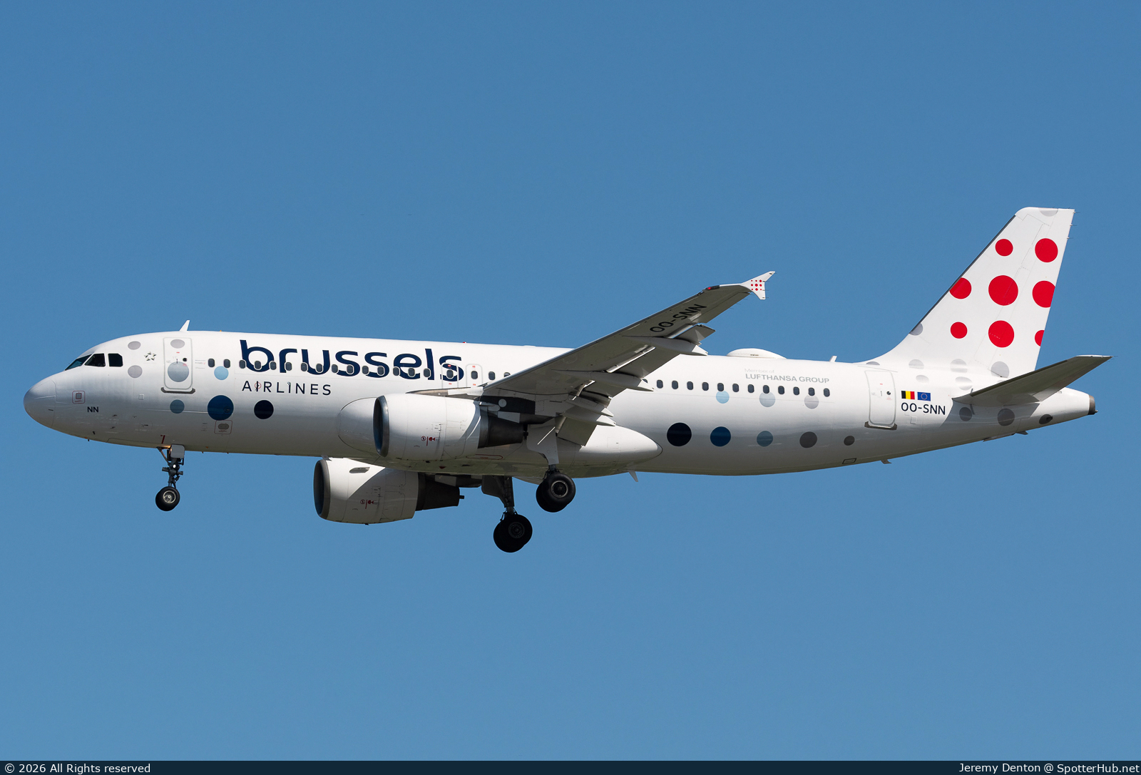 Photo of OO-SNN - Airbus A320-214 operated by Brussels Airlines
