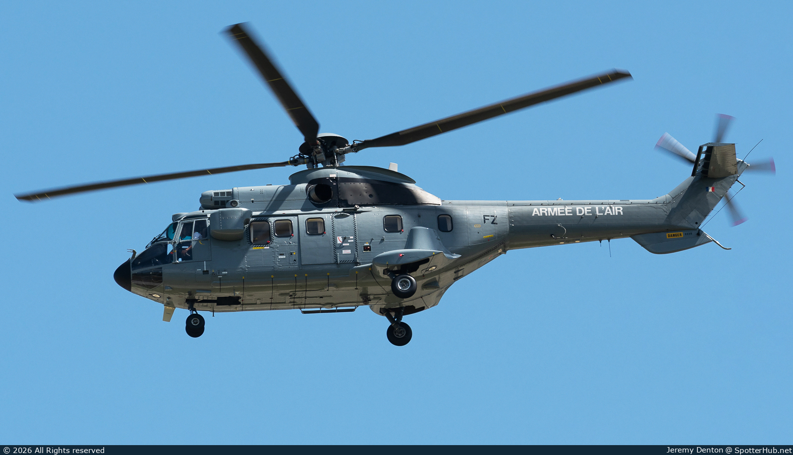 Photo of F-RAFZ - Aérospatiale AS332L1 Super Puma operated by French Air Force