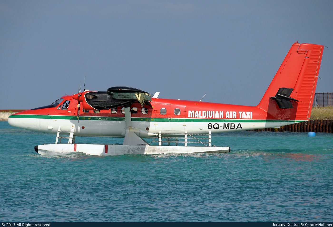 Photo of 8Q-MBA - De Havilland Canada DHC-6-300 Twin Otter operated by Maldivian Air Taxi