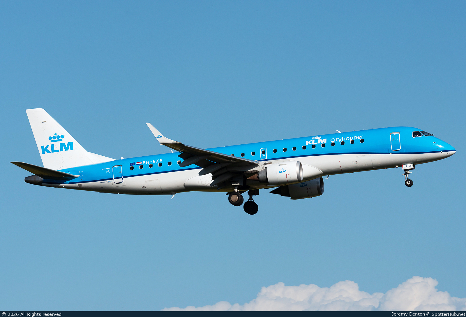 Photo of PH-EXE - Embraer ERJ-190STD operated by KLM Cityhopper