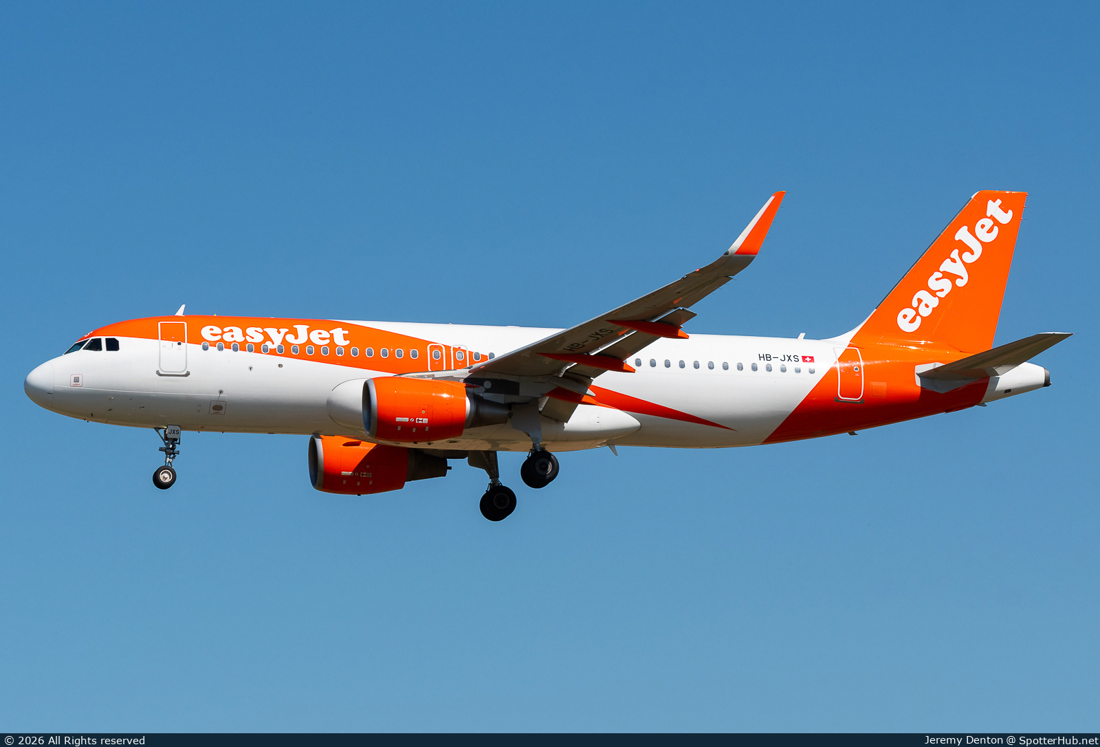 Photo of HB-JXS - Airbus A320-214 operated by easyJet Switzerland