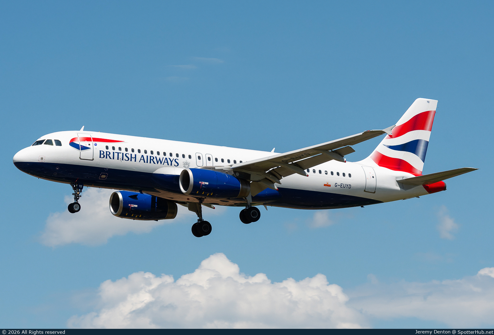 Photo of G-EUYD - Airbus A320-232 operated by British Airways