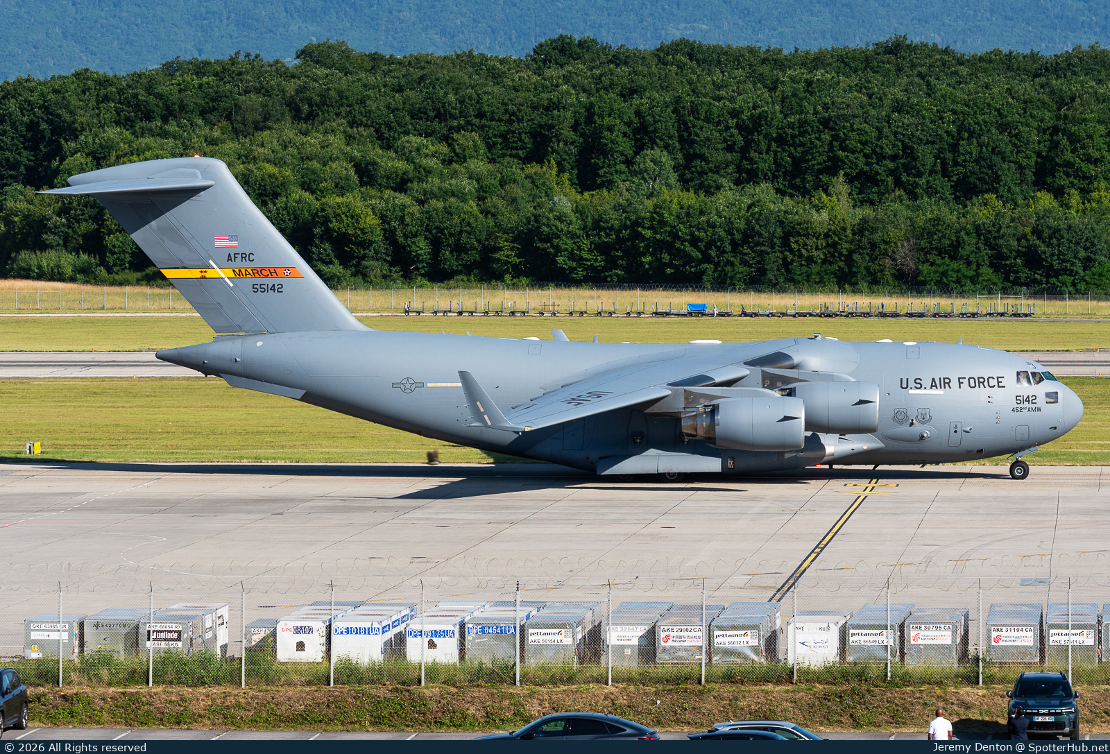 Photo of 05-5142 - Boeing C-17A Globemaster III operated by US Air Force