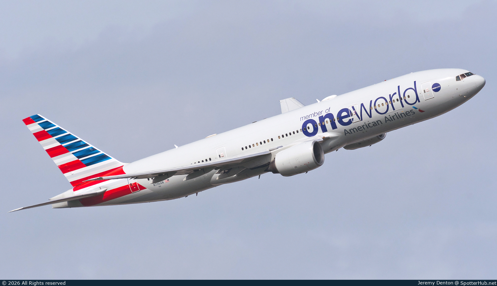 Photo of N796AN - Boeing 777-223(ER) operated by American Airlines