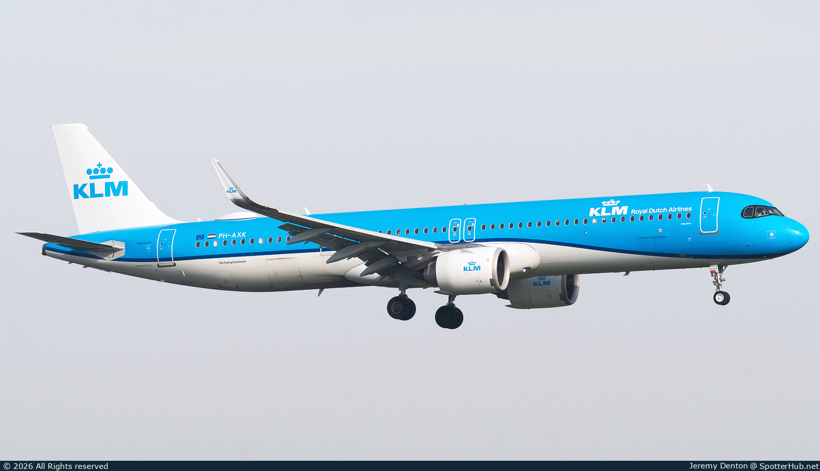 Photo of PH-AXK - Airbus A321-252NX operated by KLM Royal Dutch Airlines