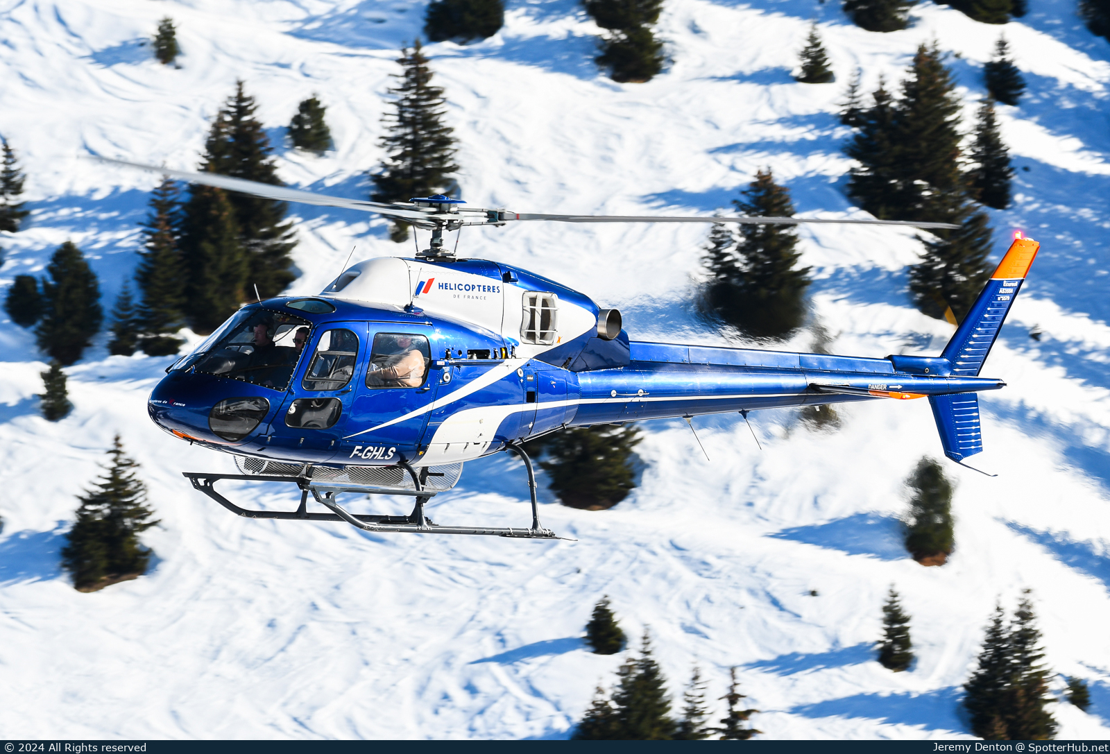 Photo of F-GHLS - Aérospatiale AS355N Ecureuil 2 operated by Hélicoptères de France