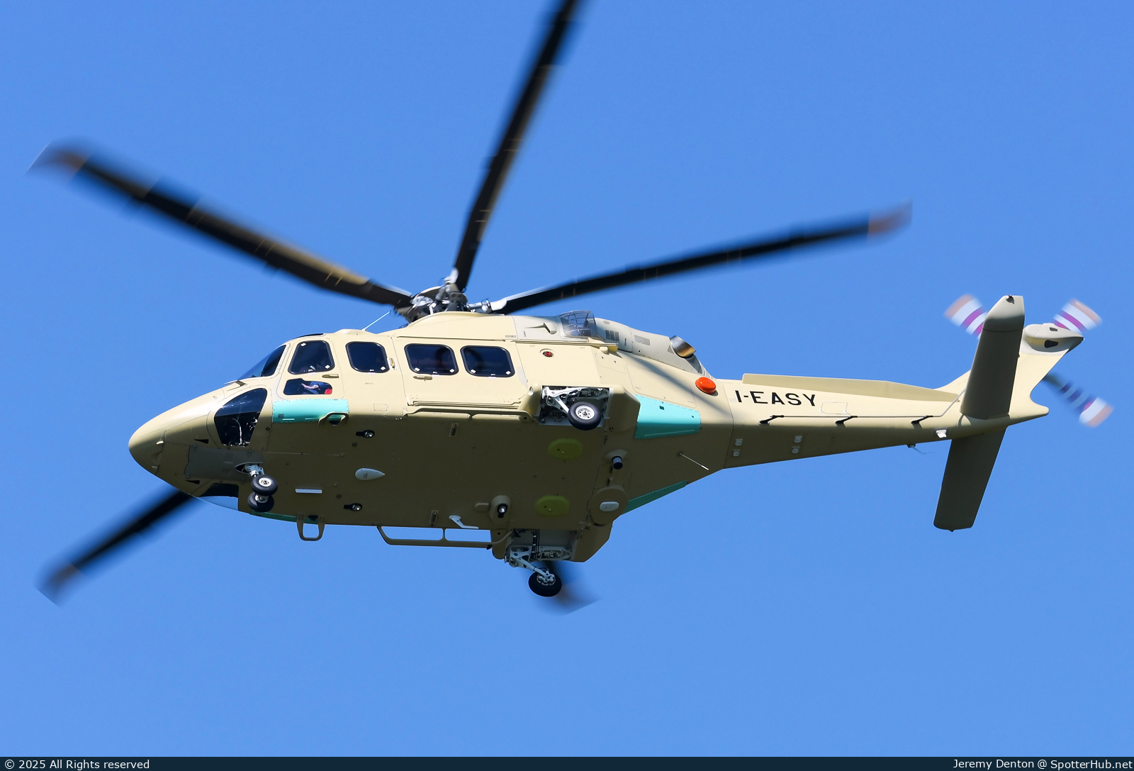 Photo of I-EASY - Leonardo AW139 operated by Leonardo
