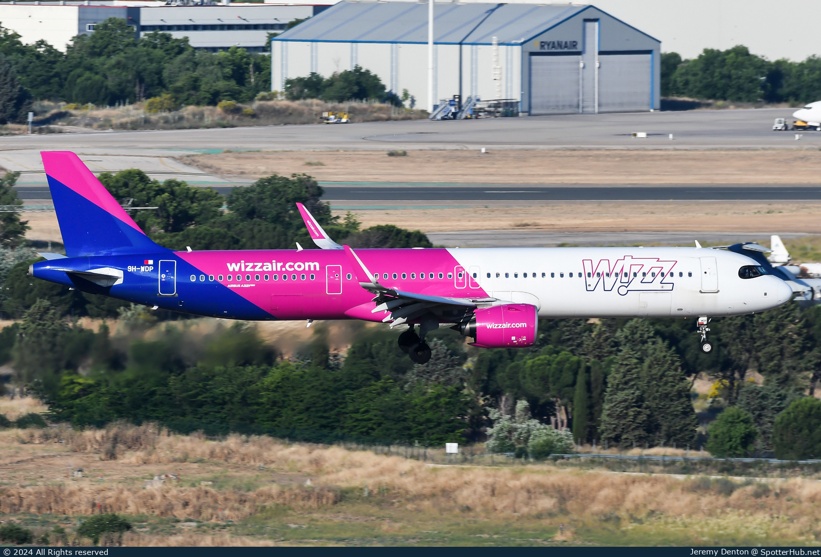 Photo of 9H-WDP - Airbus A321-271NX operated by Wizz Air Malta