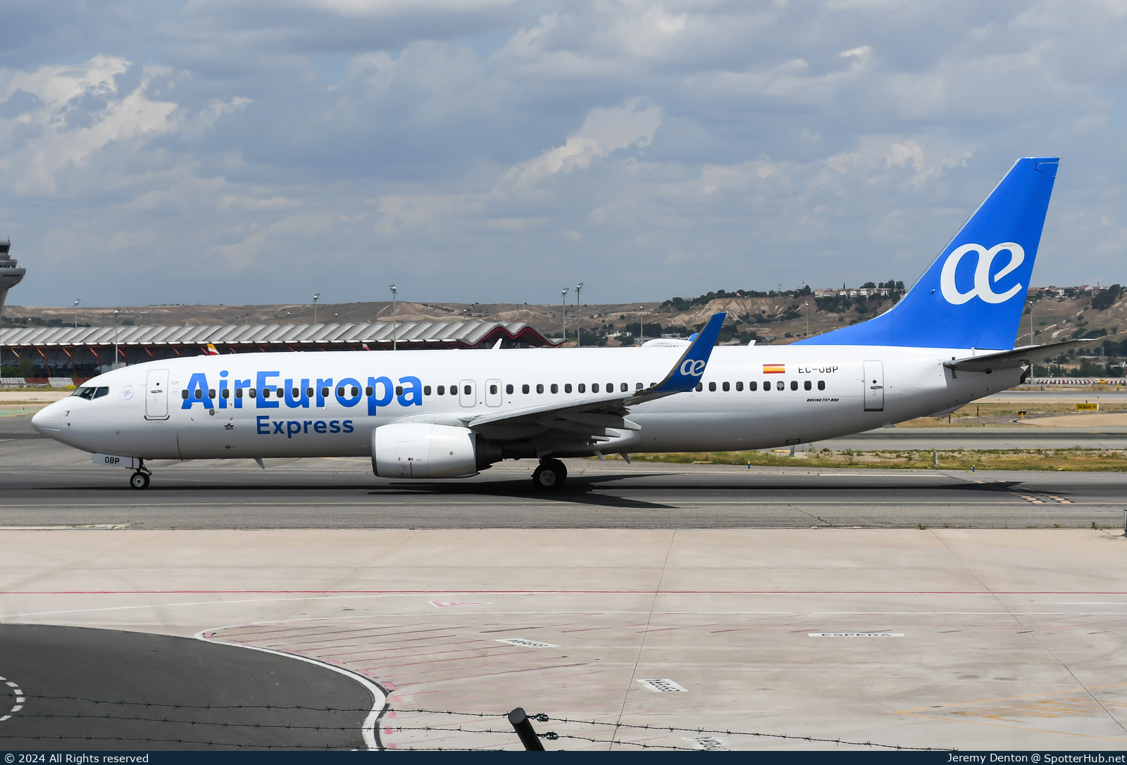 Photo of EC-OBP - Boeing 737-8JP operated by Air Europa Express (opb Aeronova)