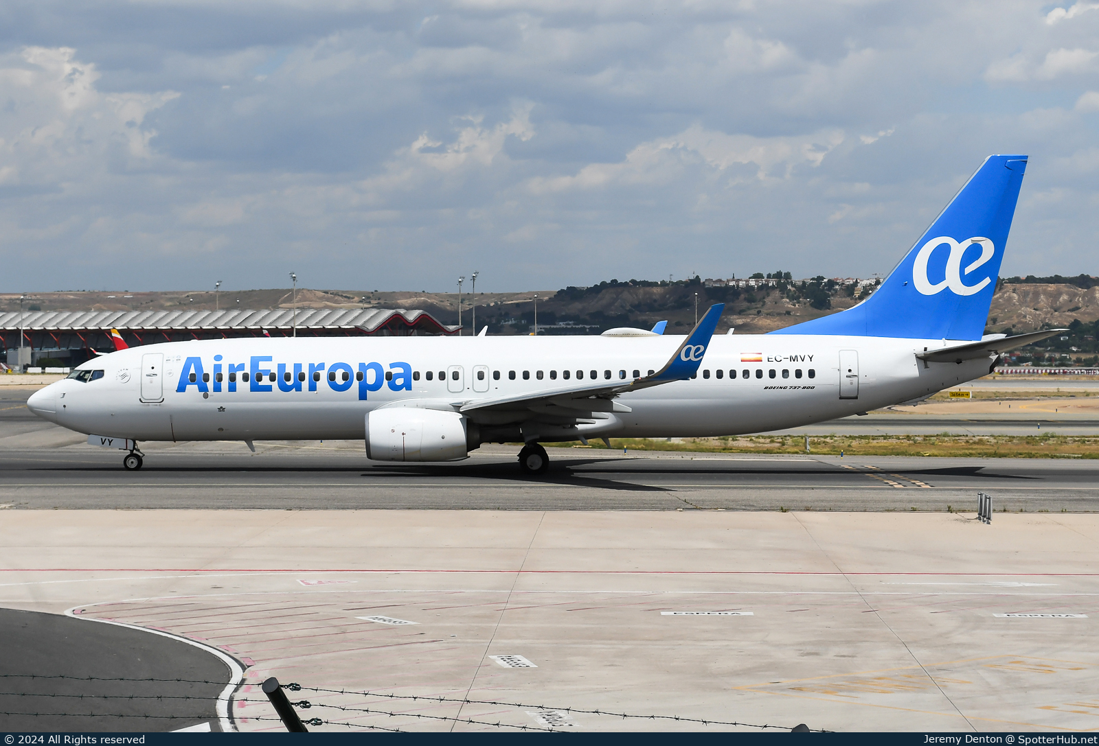 Photo of EC-MVY - Boeing 737-85P operated by Air Europa