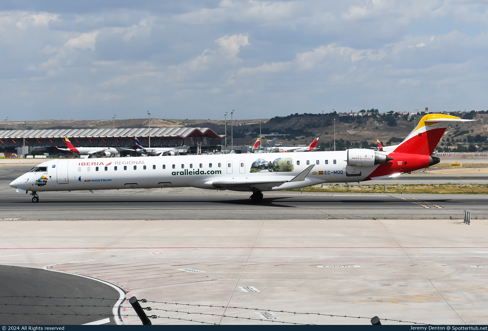Photo of EC-MQQ - Bombardier CRJ-1000 operated by Iberia Regional (opb Air Nostrum)