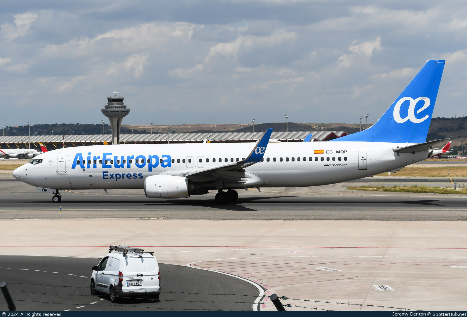 Photo of EC-MQP - Boeing 737-85P operated by Air Europa Express (opb Aeronova)