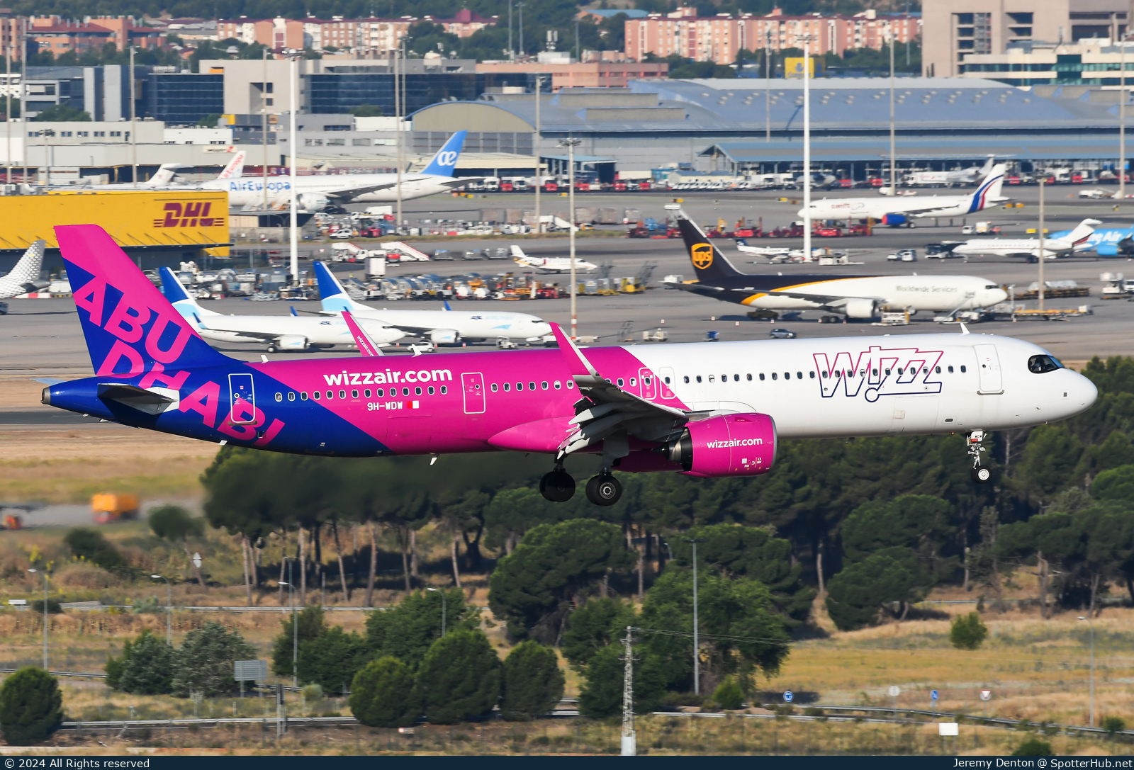 Photo of 9H-WDW - Airbus A321-271NX operated by Wizz Air Malta