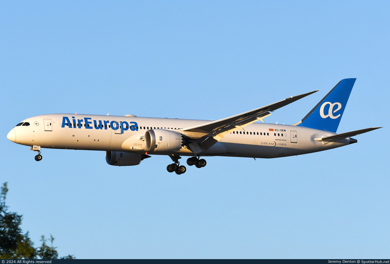 Photo of EC-OEM - Boeing 787-9 Dreamliner operated by Air Europa
