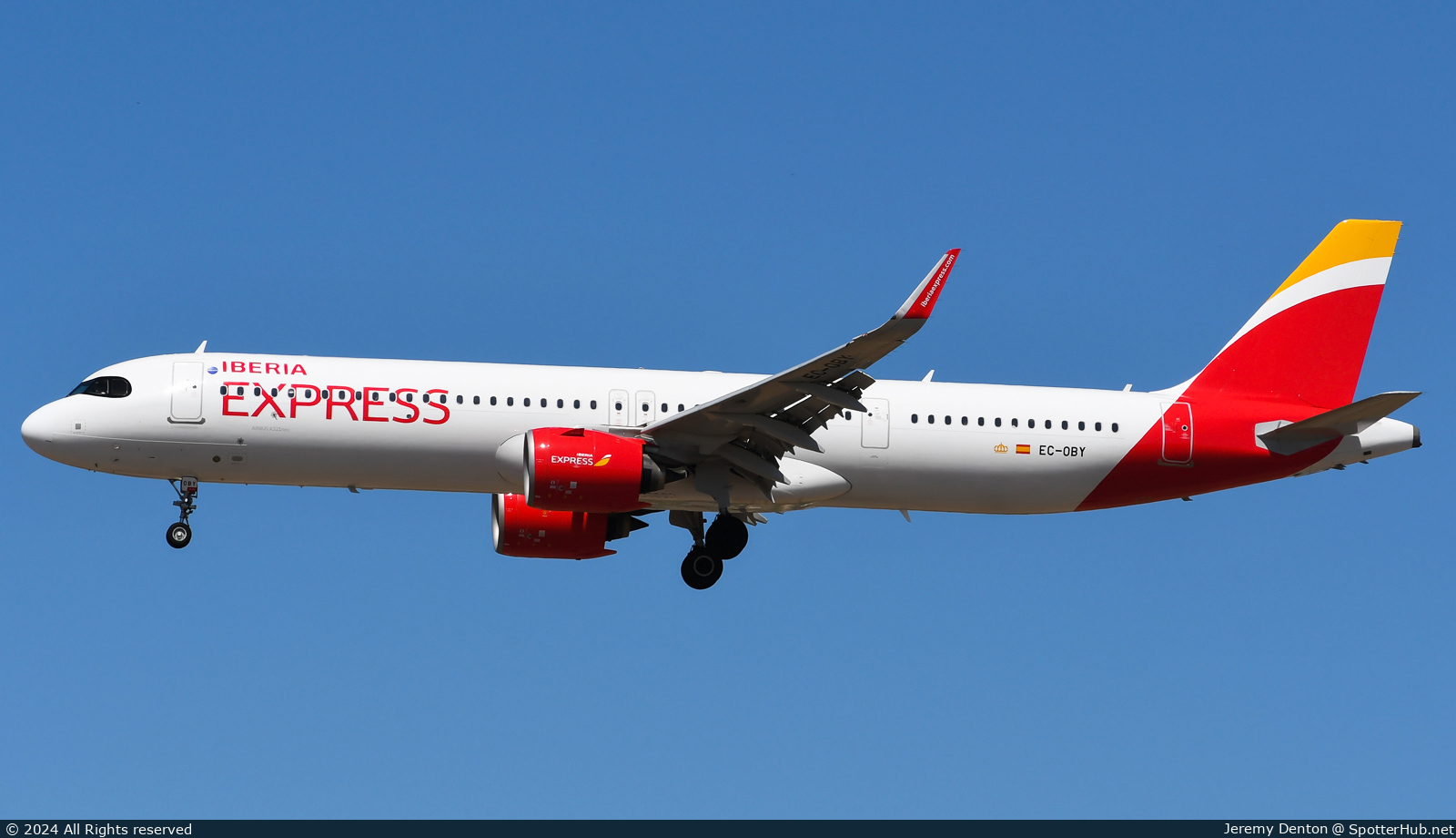 Photo of EC-OBY - Airbus A321-271NX operated by Iberia Express