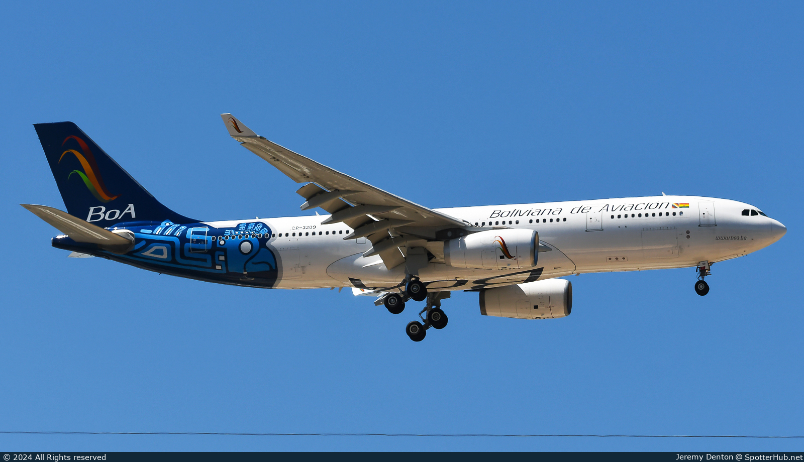 Photo of CP-3209 - Airbus A330-243 operated by Boliviana de Aviación