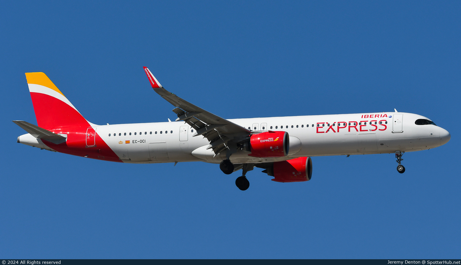 Photo of EC-OCI - Airbus A321-271NX operated by Iberia Express