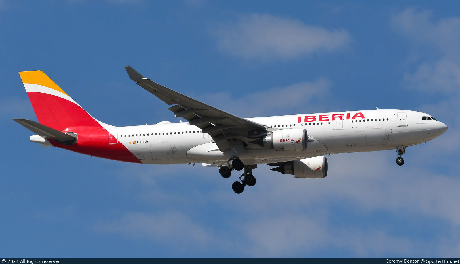 Photo of EC-MLB - Airbus A330-202 operated by Iberia