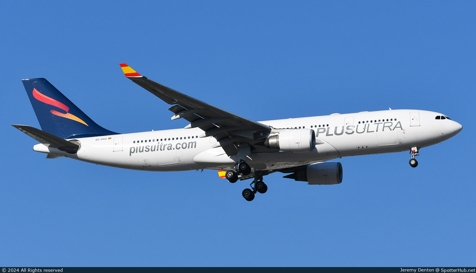 Photo of EC-OAQ - Airbus A330-203 operated by Plus Ultra Líneas Aéreas