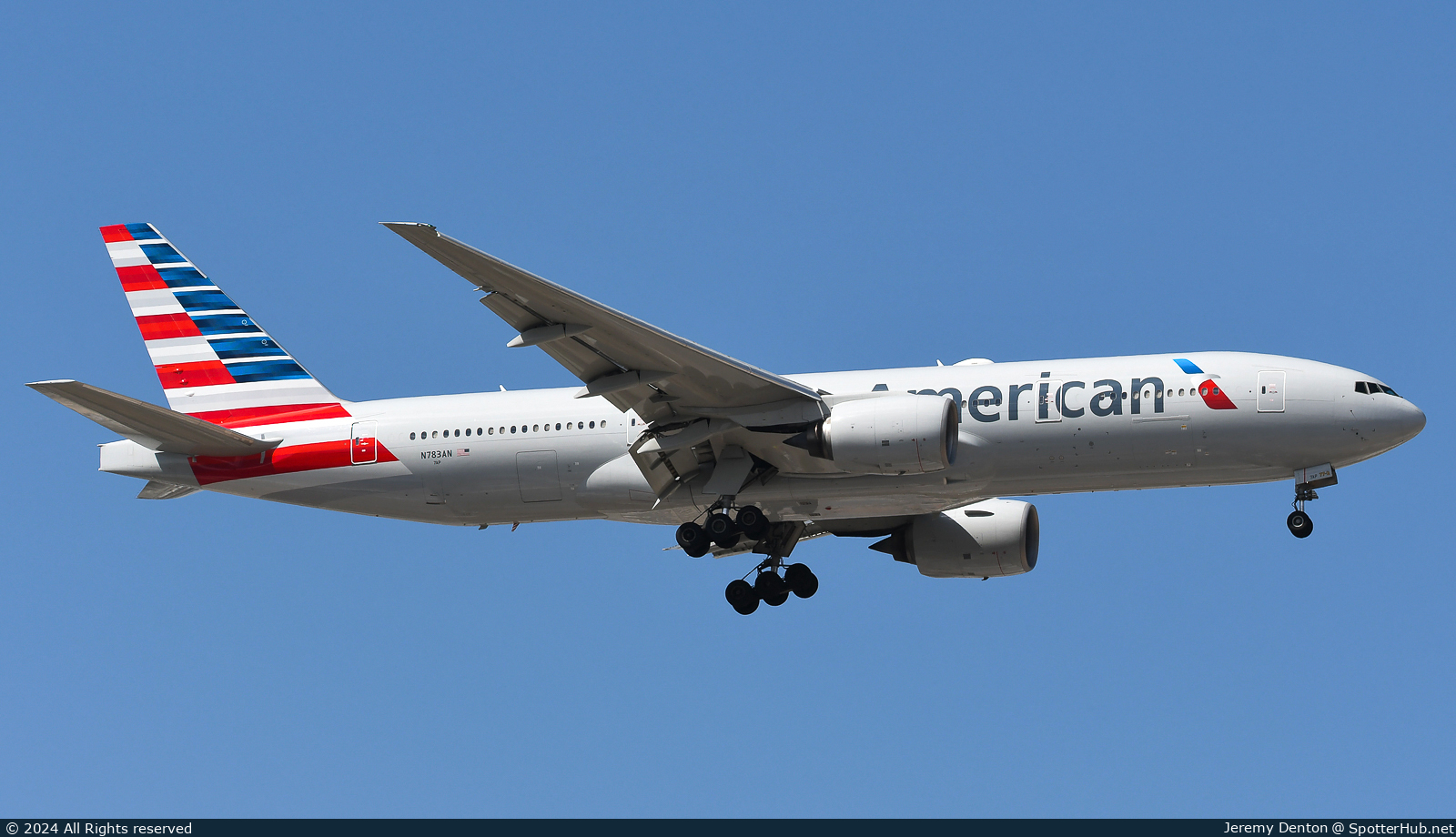 Photo of N783AN - Boeing 777-223(ER) operated by American Airlines
