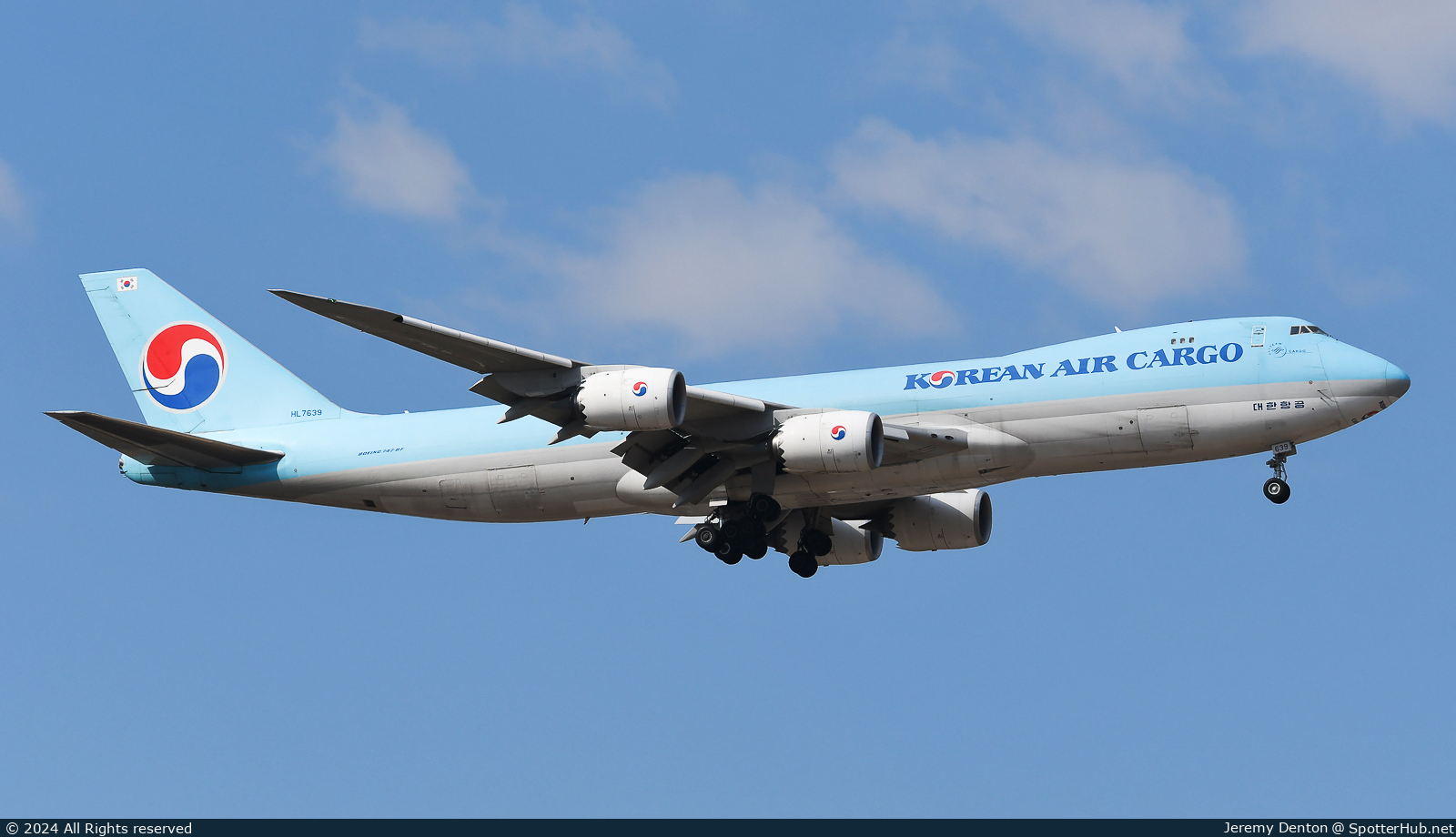 Photo of HL7639 - Boeing 747-8B5F operated by Korean Air Cargo