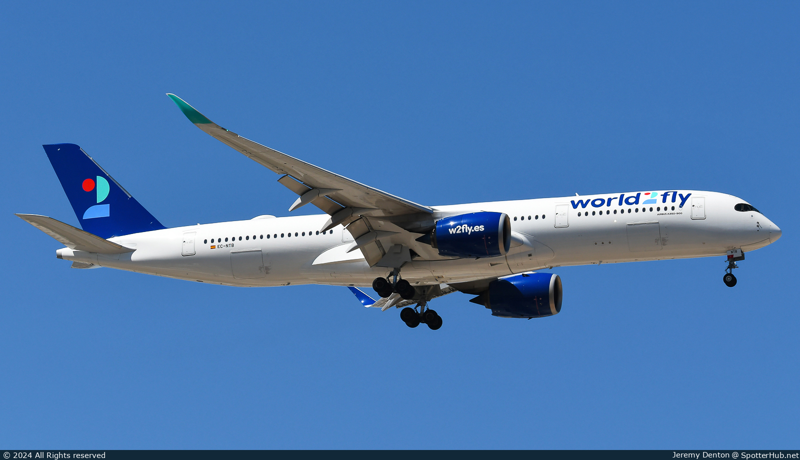 Photo of EC-NTB - Airbus A350-941 operated by World2Fly