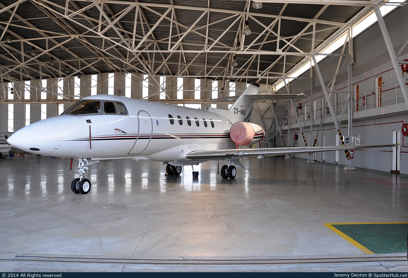 Photo of ZS-MNU - Hawker Beechcraft 800XP operated by Ultimate Air