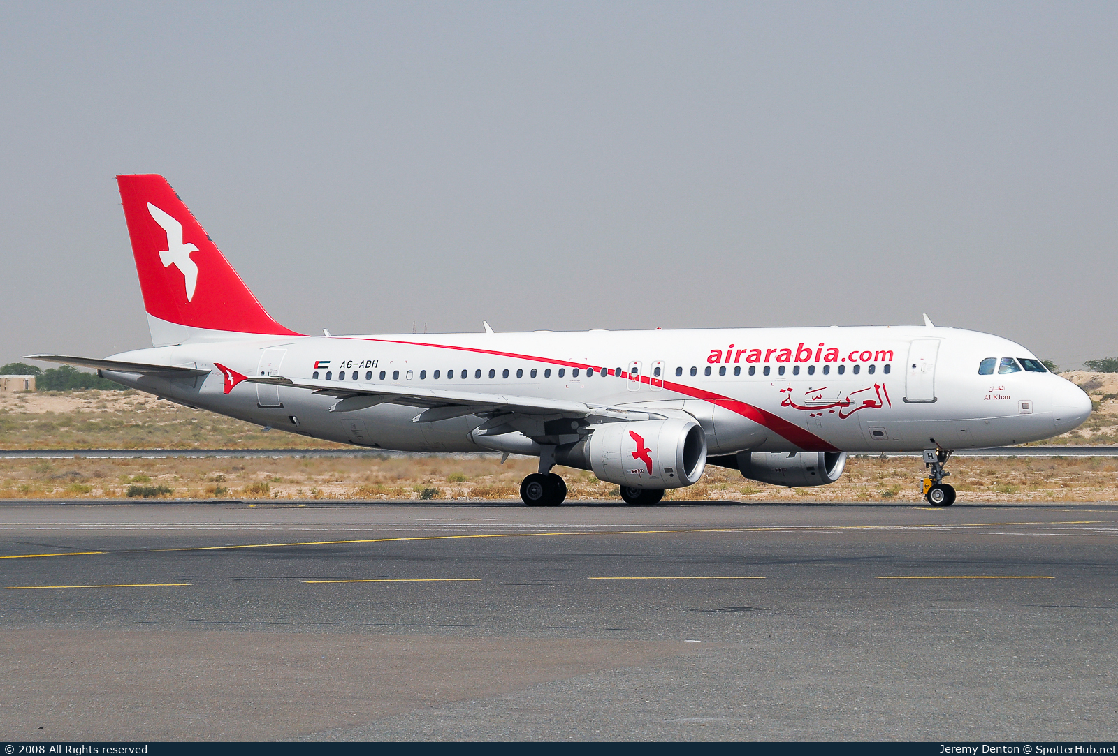 Photo of A6-ABH - Airbus A320-214 operated by Air Arabia
