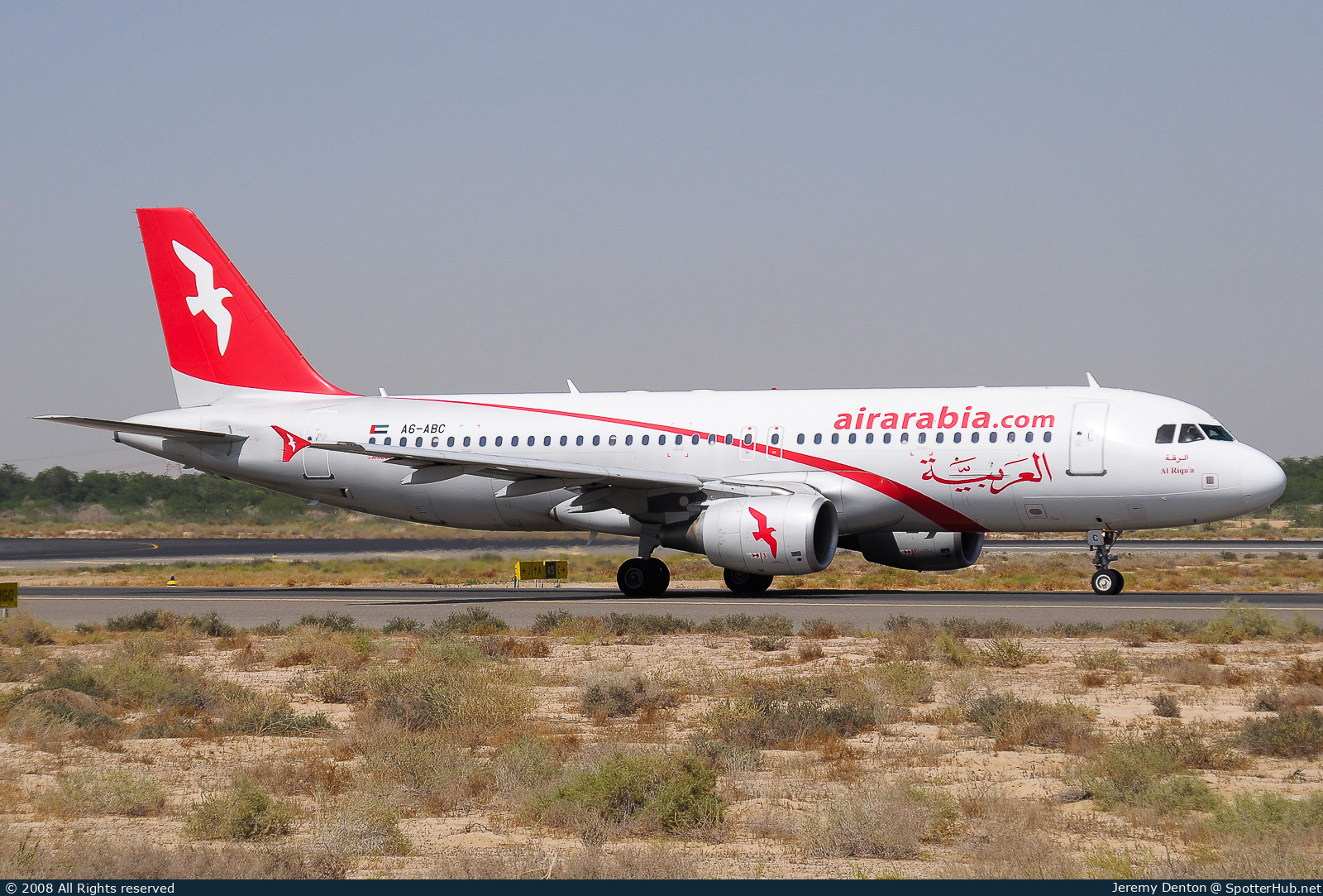 Photo of A6-ABC - Airbus A320-214 operated by Air Arabia