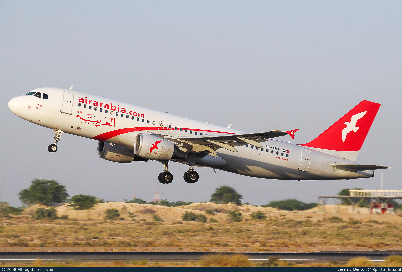 Photo of A6-ABB - Airbus A320-214 operated by Air Arabia
