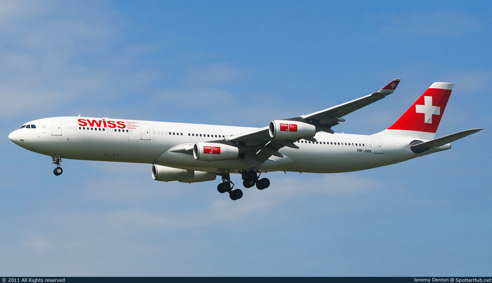 Photo of HB-JMK - Airbus A340-313 operated by Swiss International Air Lines