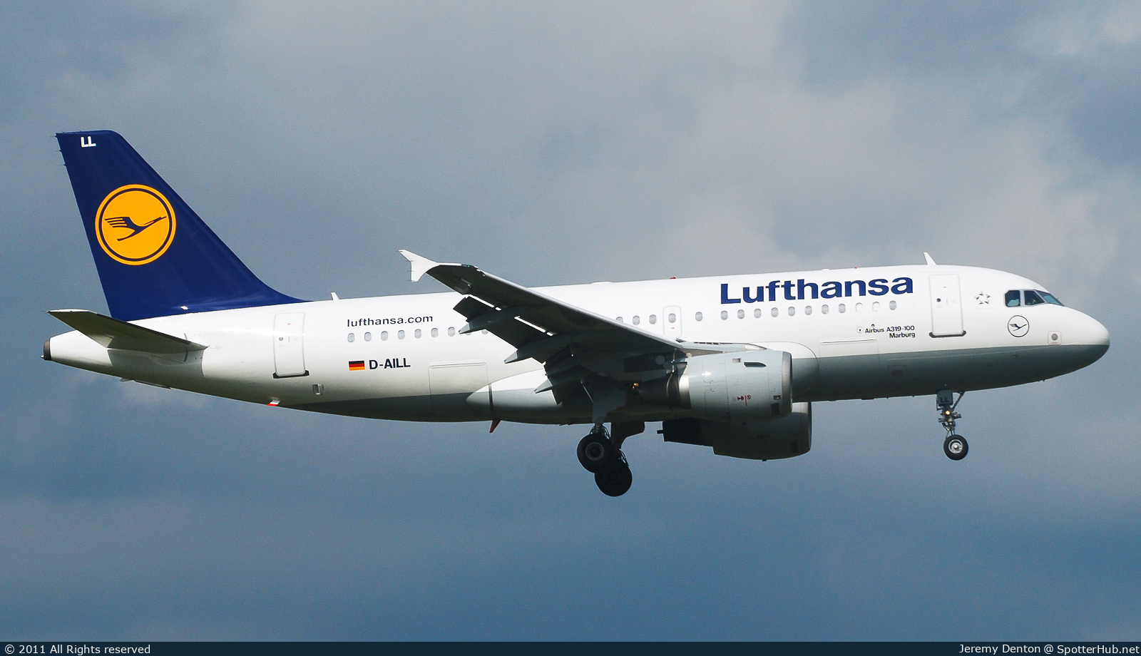 Photo of D-AILL - Airbus A319-114 operated by Lufthansa