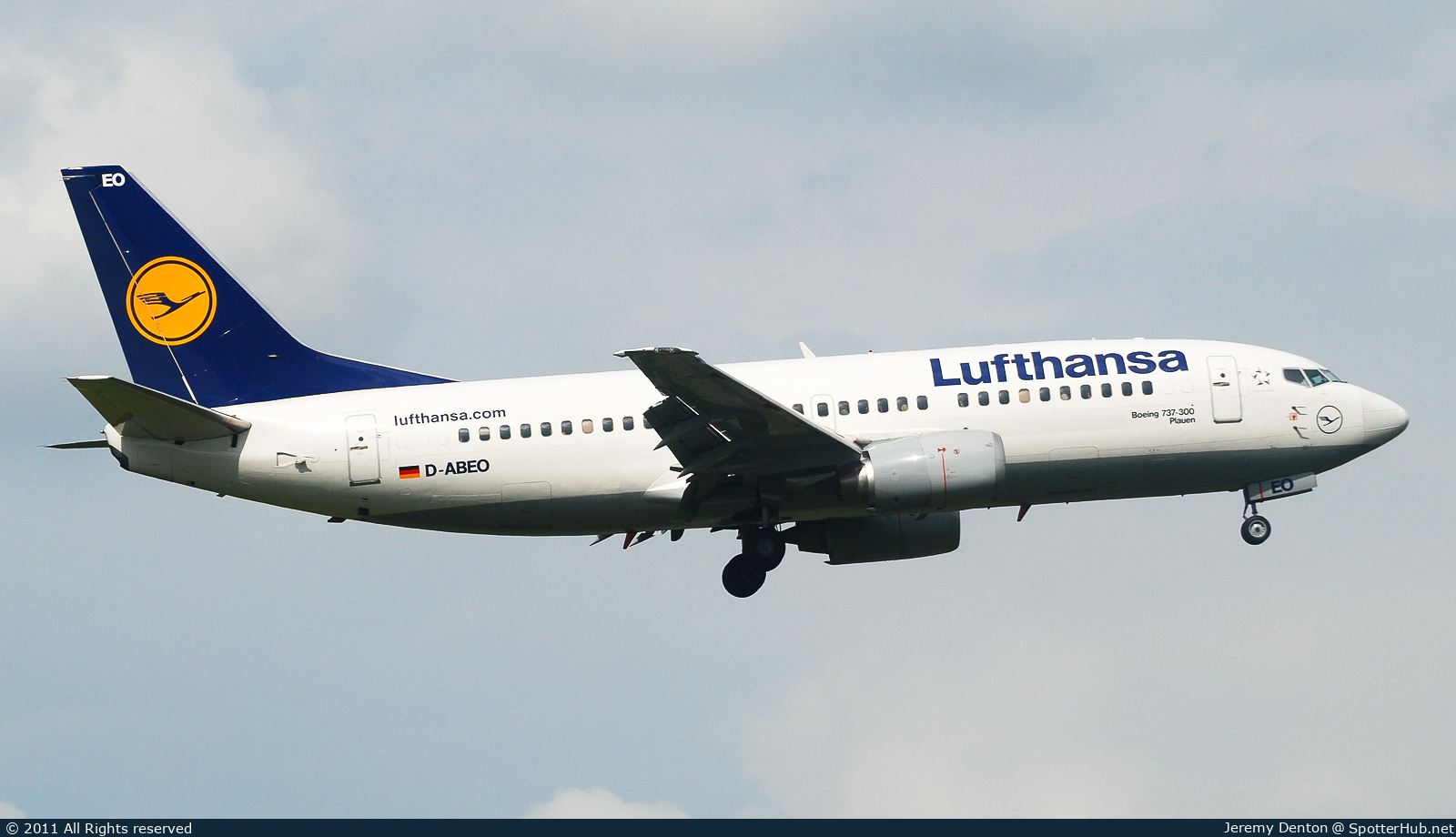 Photo of D-ABEO - Boeing 737-330 operated by Lufthansa