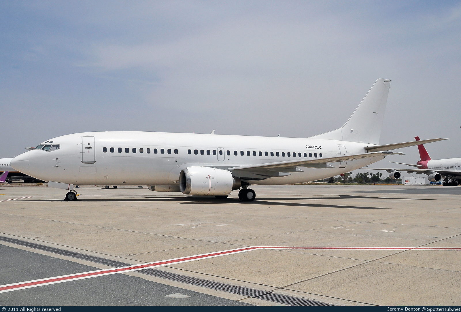 Photo of OM-CLC - Boeing 737-3L9 operated by SkyEurope Airlines