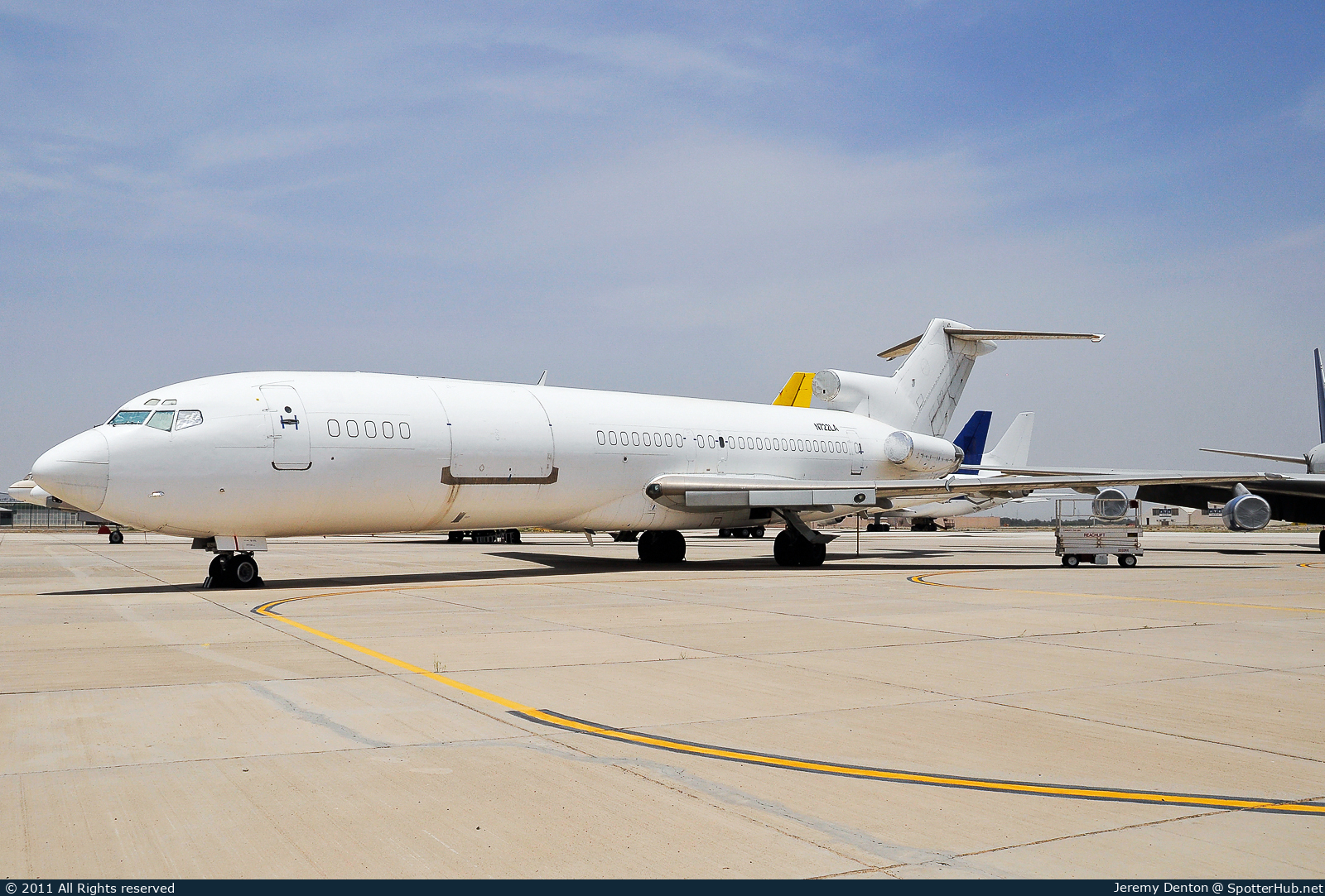 Photo of N722LA - Boeing 727-2F2(Adv)(F) operated by Logistic Air