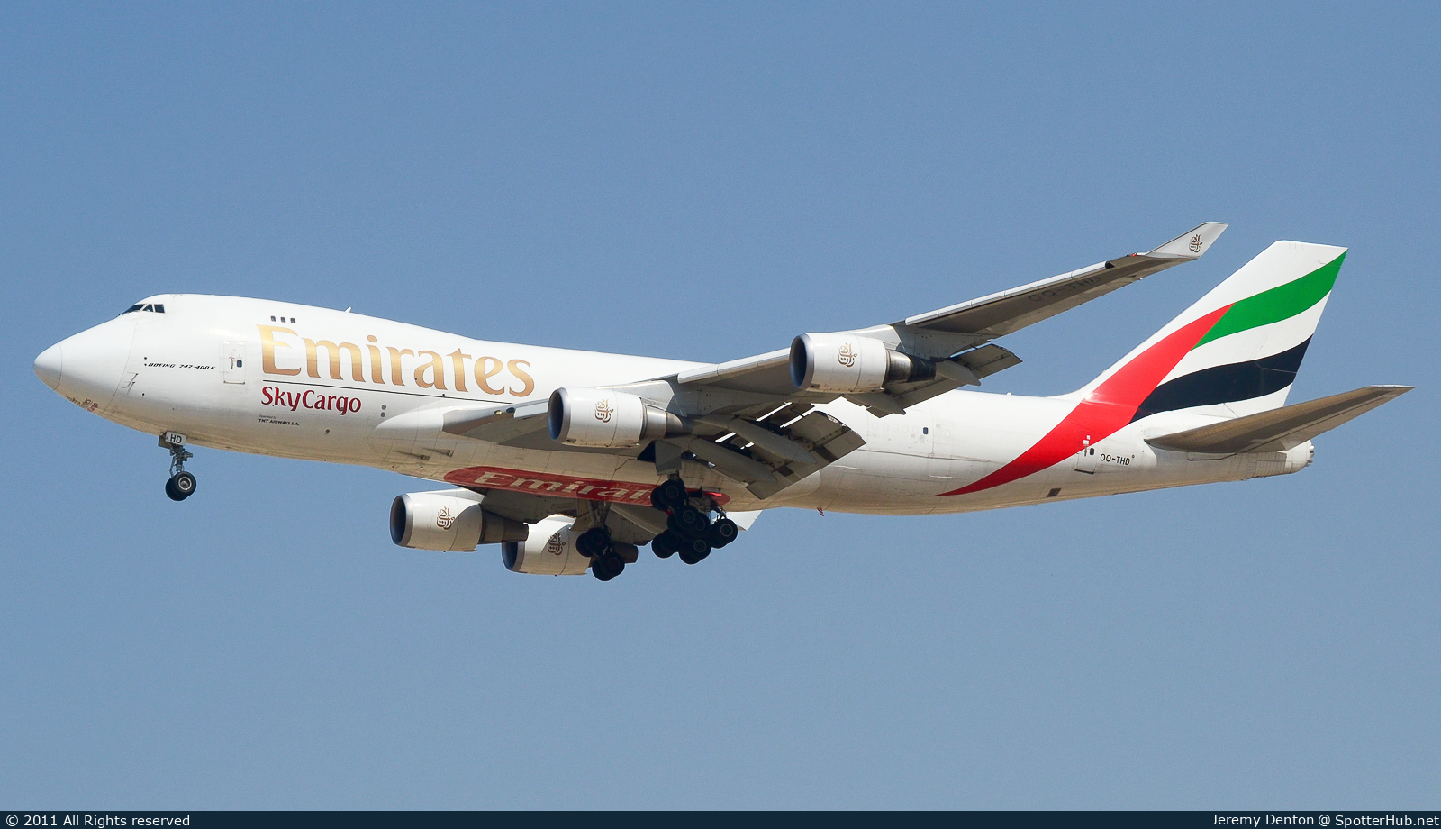 Photo of OO-THD - Boeing 747-4HAF(ER) operated by Emirates SkyCargo (opb TNT Airways)