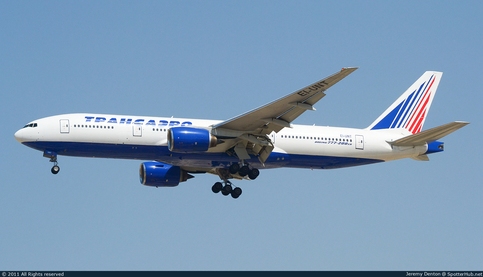 Photo of EI-UNT - Boeing 777-212(ER) operated by Transaero